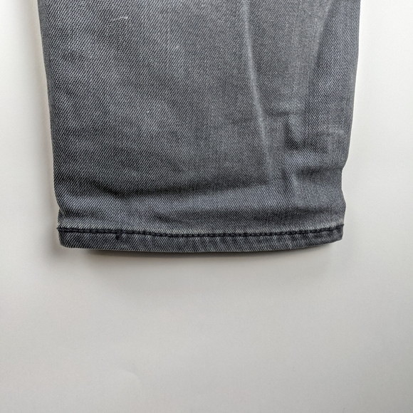 NWOT Levi's 522 Gray Wash - Picture 8 of 9